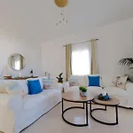 Betty's Serenity House *